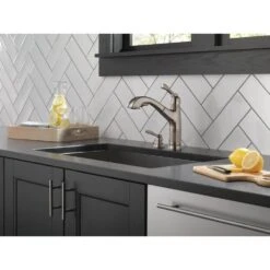 Allentown Single-Handle Pull-Out Sprayer Kitchen Faucet With Soap Dispenser In Stainless -Alliee Bath And Faucet Shop bb30d81354268e8a81c82d6bb2c5b481 1800x1800