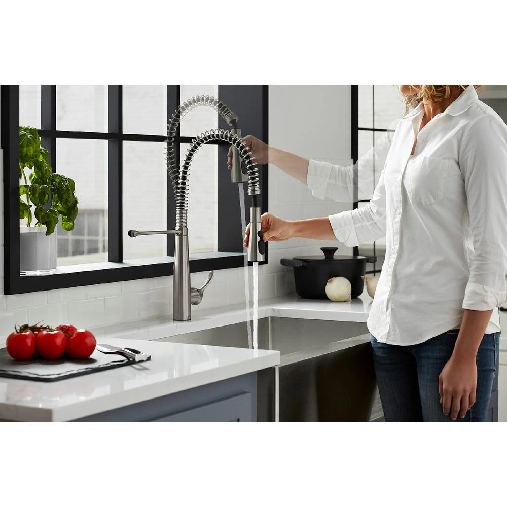 Simplice Single-Handle Pull-Down Sprayer Kitchen Faucet In Vibrant Stainless 10 Simplice Single-Handle Pull-Down Sprayer Kitchen Faucet In Vibrant Stainless - Image 8