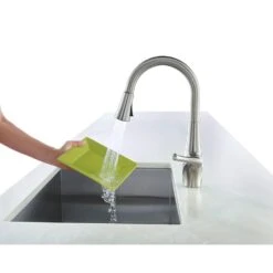 Clarify Single-Handle Pull-Down Sprayer Kitchen Faucet With GE Filtration System In Stainless Steel -Alliee Bath And Faucet Shop db2483ce6873c5e43f0797f574c6b524 1800x1800