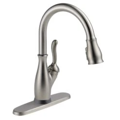 Leland Single-Handle Pull-Down Sprayer Kitchen Faucet W/ShieldSpray And MagnaTite Docking In Arctic Stainless -Alliee Bath And Faucet Shop fd550ae44fe48f5d16bc36e134a56922 1800x1800